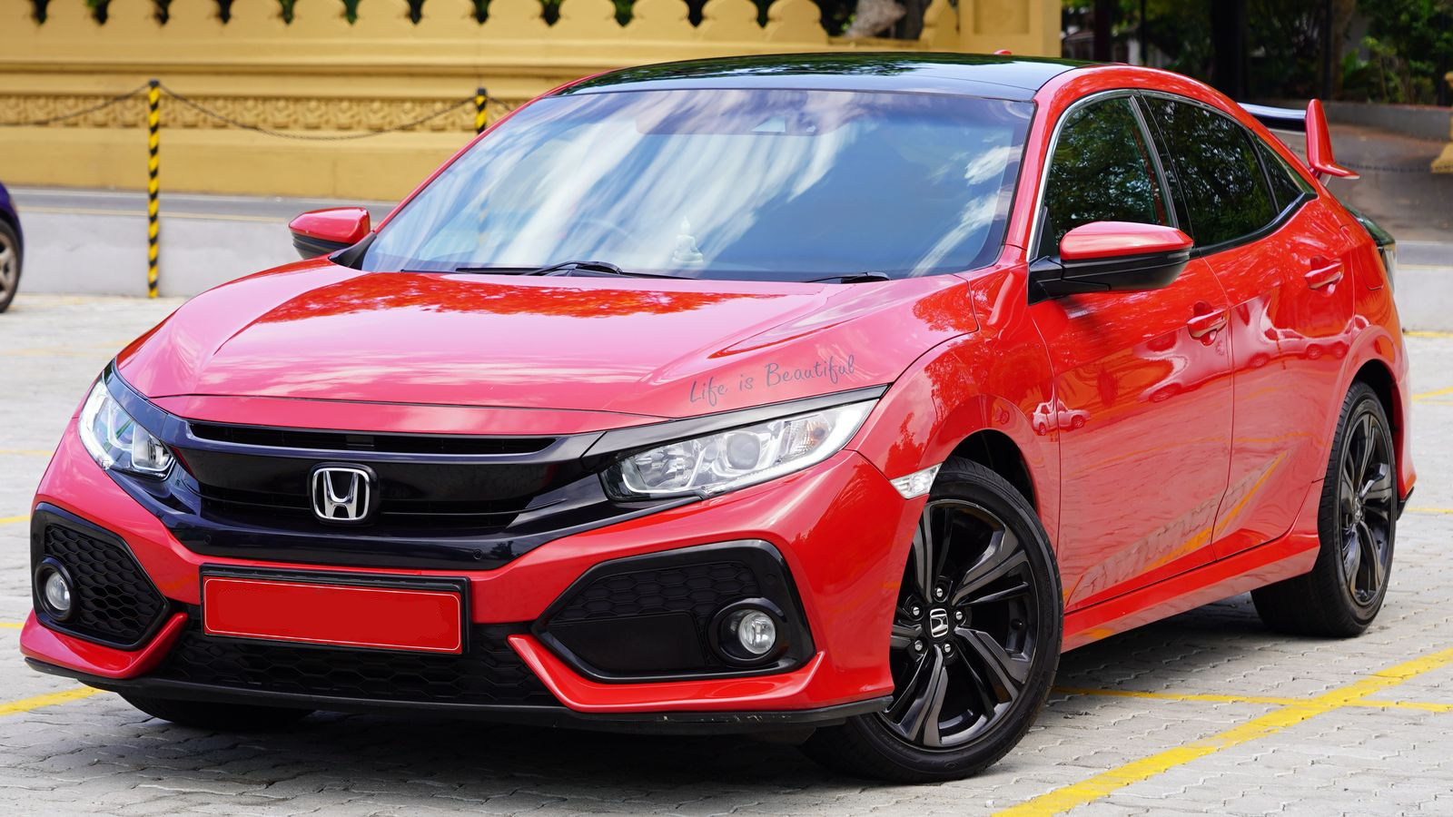 Honda Civic front + side view