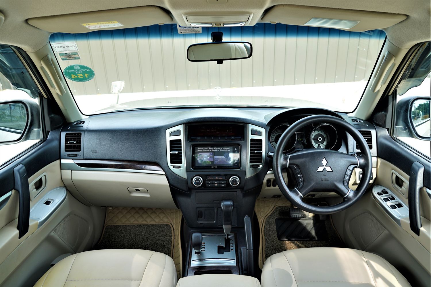 Mitsubishi Montero front interior + dashboard