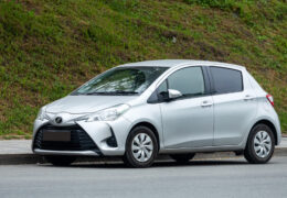 Toyota Vitz 2017 Review