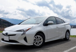 Toyota Prius 2015 Review