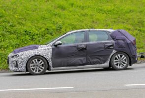 Hyundai i30 Wagon spy photos leak වෙයි