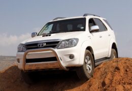 Toyota Fortuner 2013 Review
