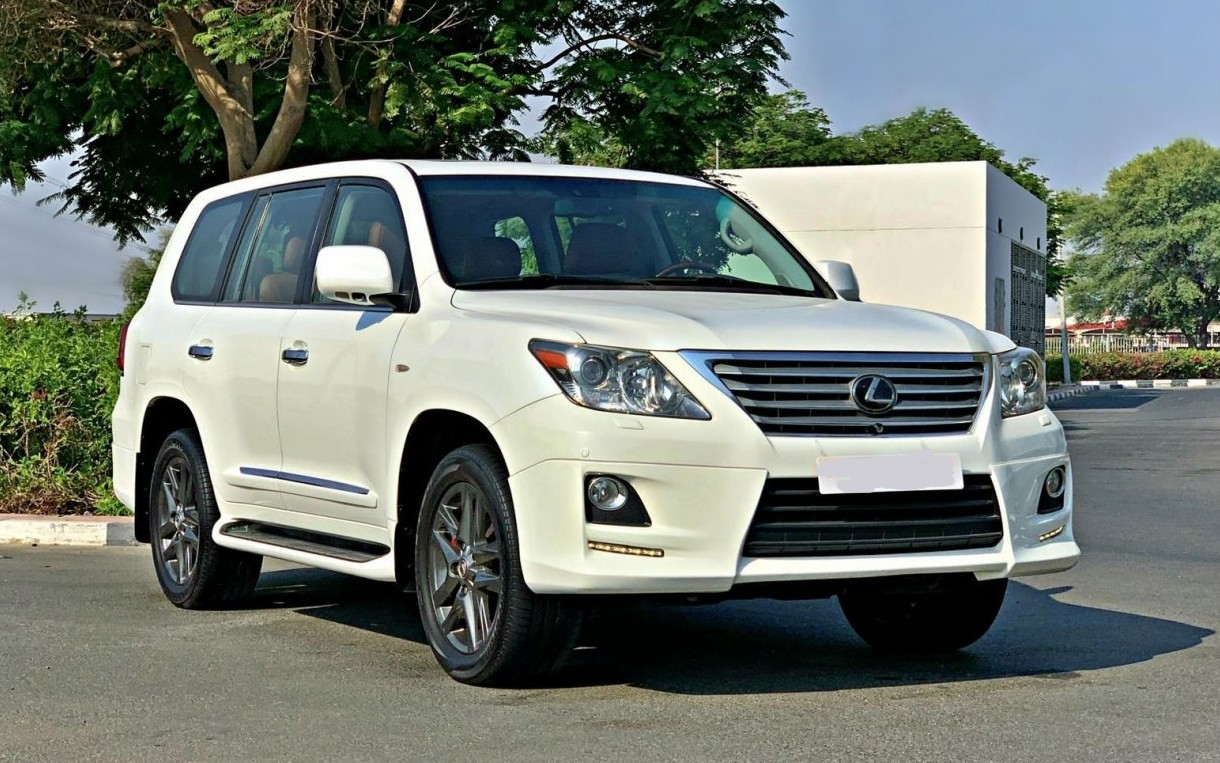 Lexus LX570 2011 Review