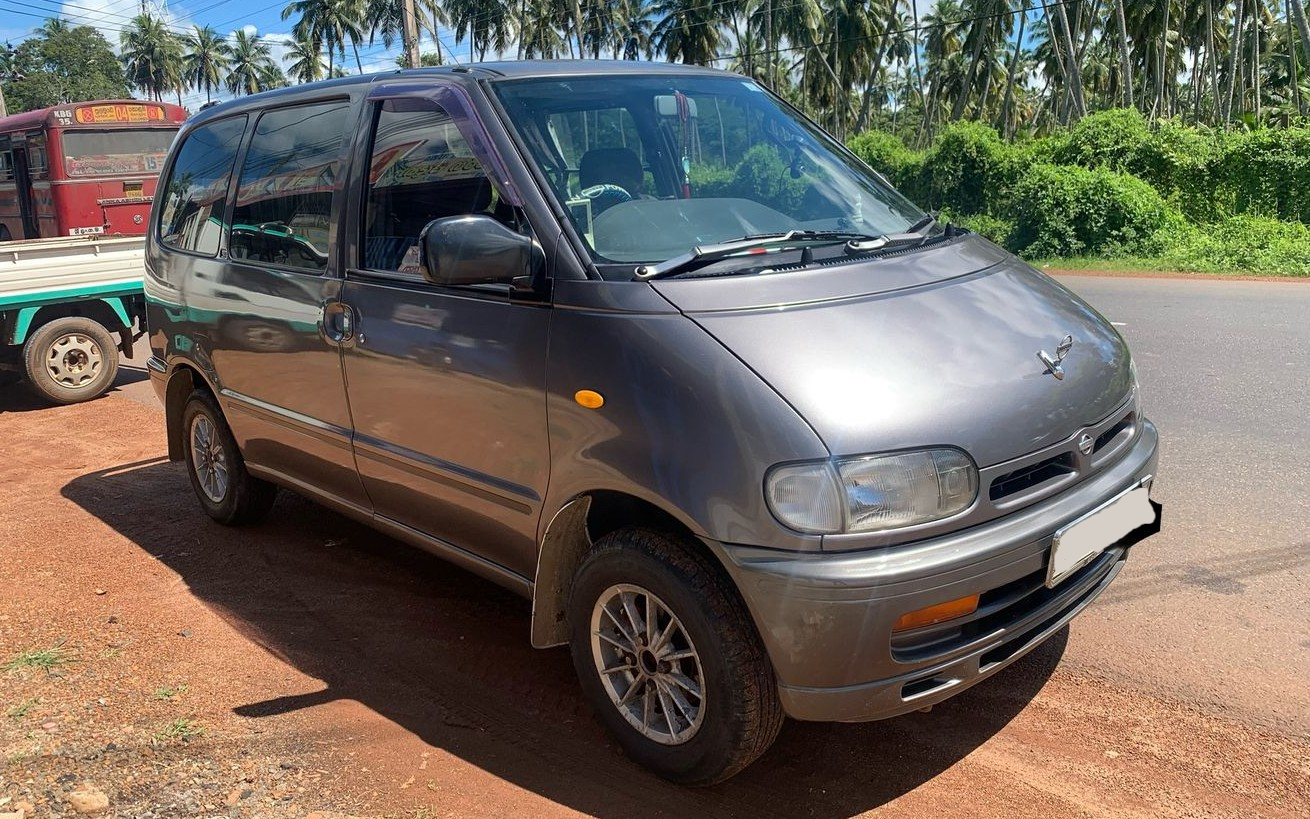 Nissan Serena 1992 Review