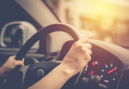 Driving test එකේදි auto gear වාහනයක් drive කරන්නේ කොහොමද?