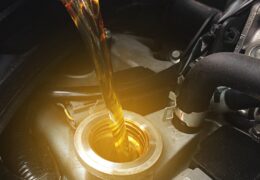 Engine oil අඩු වුණොත් engine එකට මොකද වෙන්නේ?