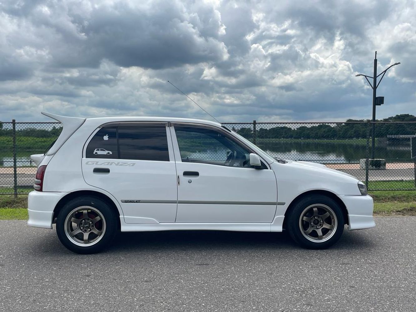 Toyota Starlet 1997 Review