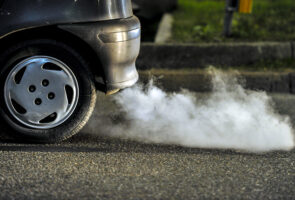 Vehicles emitting excessive smoke to be blacklisted