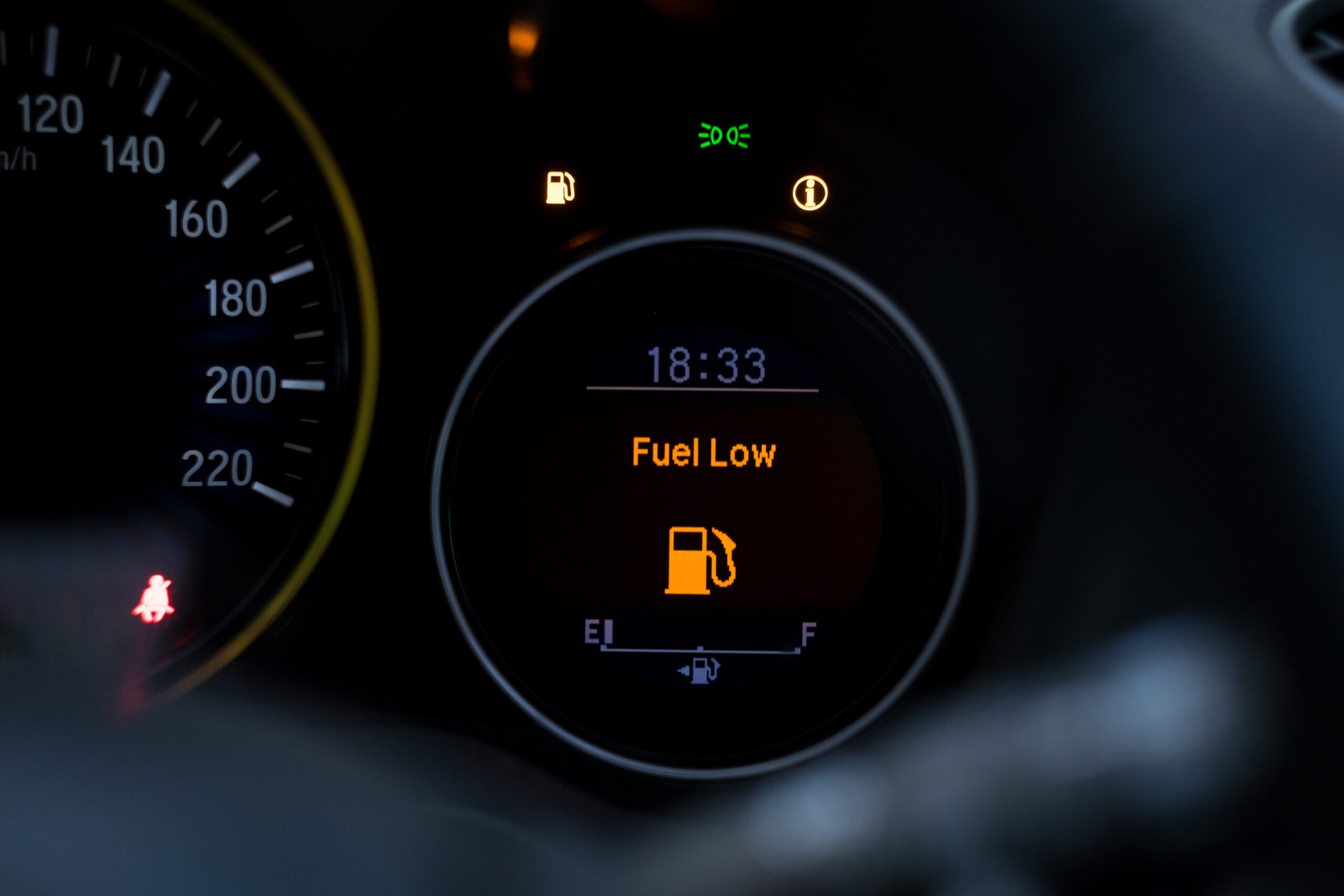 Low fuel light එක ගැන කතා කරමු